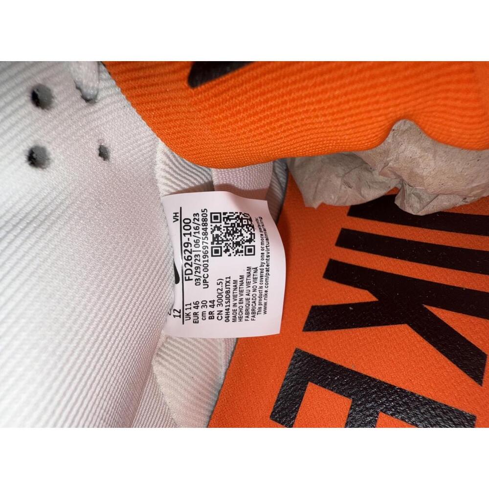 Nike SB Dunk Low Tightbooth - Picture 9 of 14